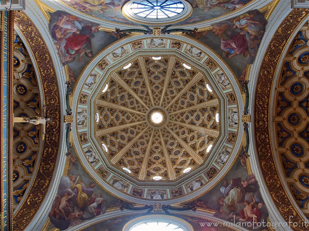 Milano - Interno della cupola della Chiesa di Santa Maria dei Miracoli